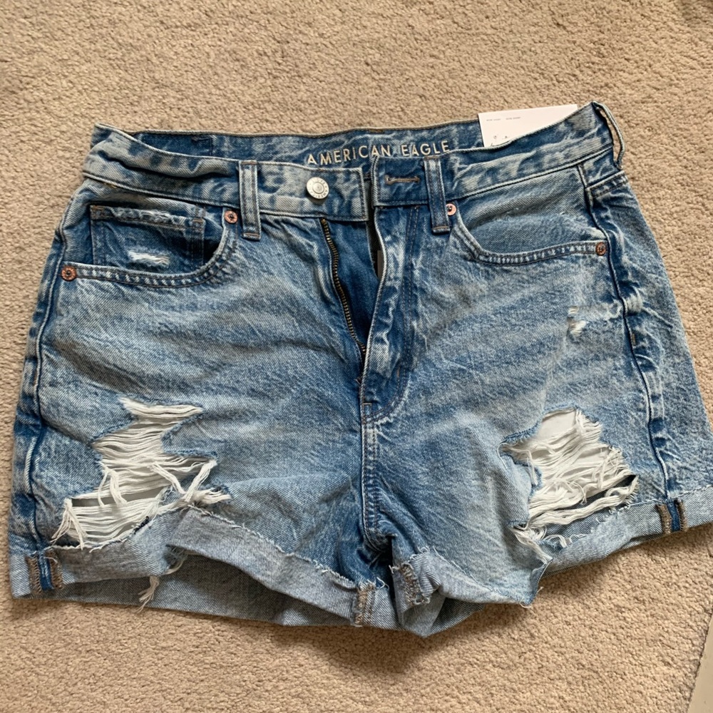 NWT American Eagle Mom Short